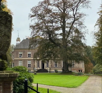 Een animerende mini-opera van Händel afgelopen zondag in Kasteel Hackfort: Aminta e Fillide door Camerata Utricia.

#kleineconcerten #kamermuziek #barokmuziek #kastelenenbuitenplaatsen #kastelenenlandgoederen